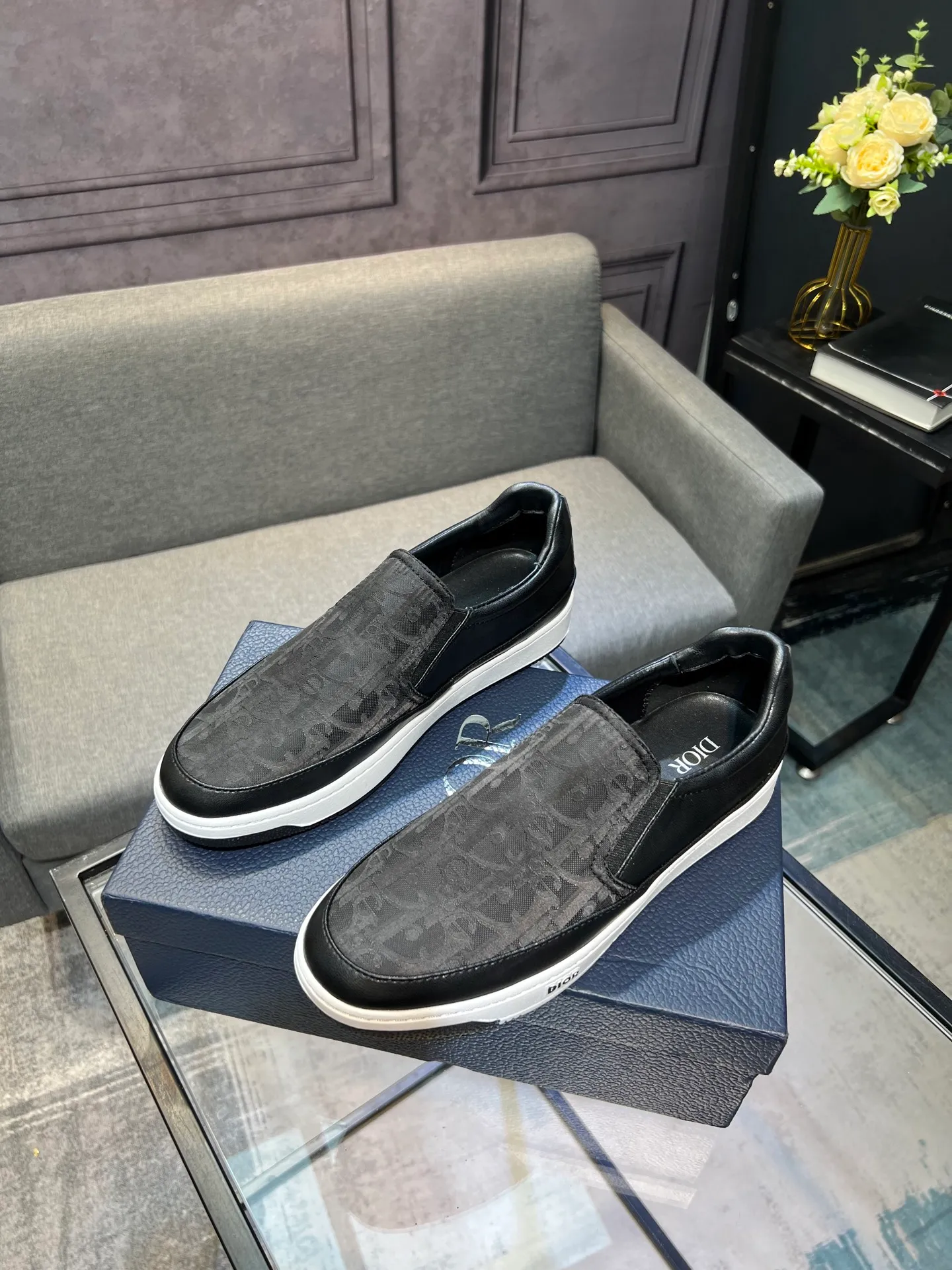 Men's shoes 💰420 [Dior] 🔝The latest masterpiece of high-end men's shoes brand: original special cloth fabric imported from Italy + cowhide + imported sheepskin lining 🔥Original toe-cap rubber outsole Soft and comfortable, making walking more convenient and comfortable! Size: 38-44 (45 can be customized)